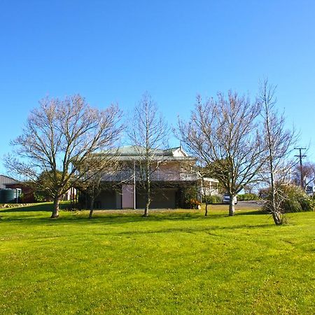 לינה וארוחת בוקר Matakohe House מראה חיצוני תמונה