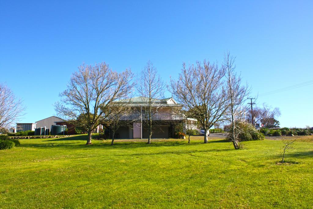 לינה וארוחת בוקר Matakohe House מראה חיצוני תמונה